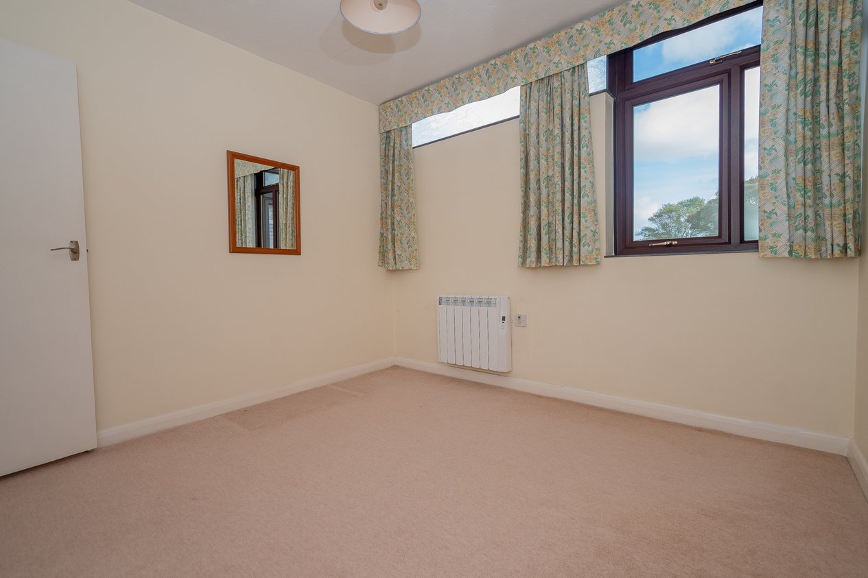Properties Under Offer in Beach Avenue Birchington