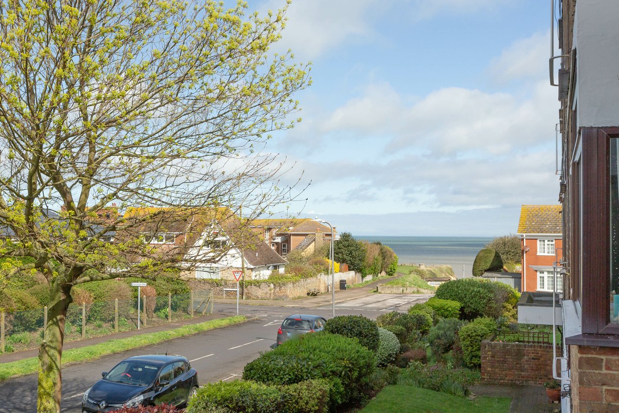Properties Under Offer in Beach Avenue Birchington