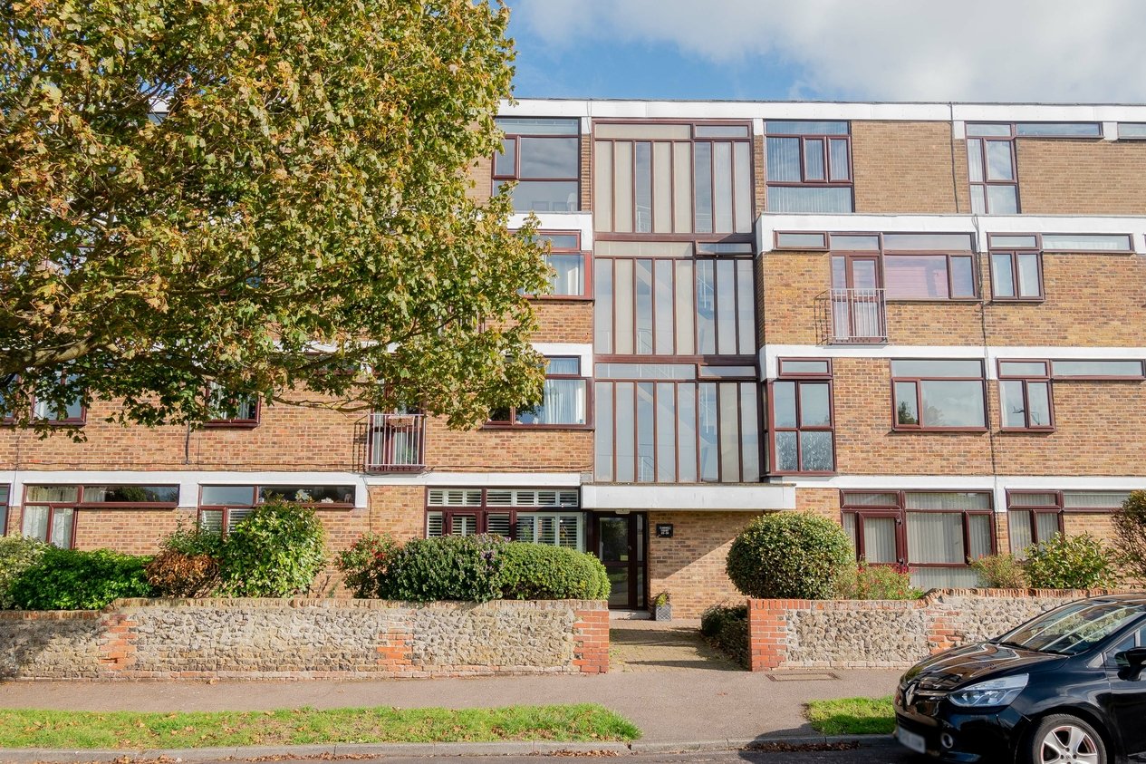 Properties Under Offer in Beach Avenue Birchington