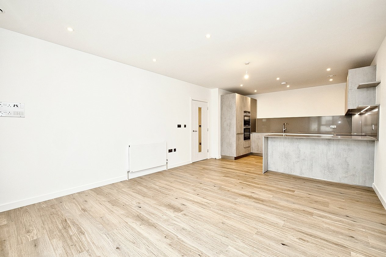 Properties For Sale in Beach Drive Ramsgate