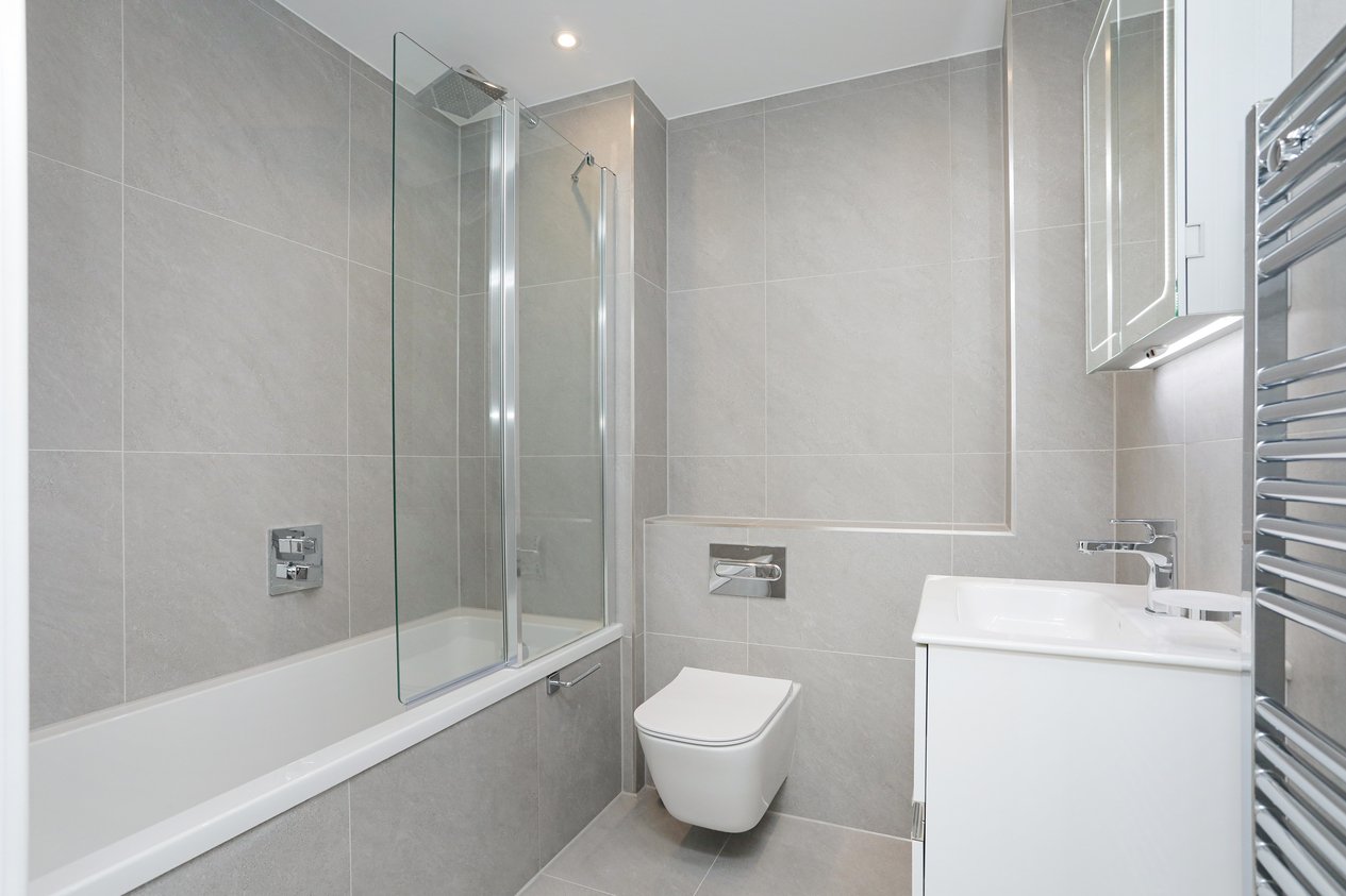 Properties For Sale in Beach Drive Ramsgate