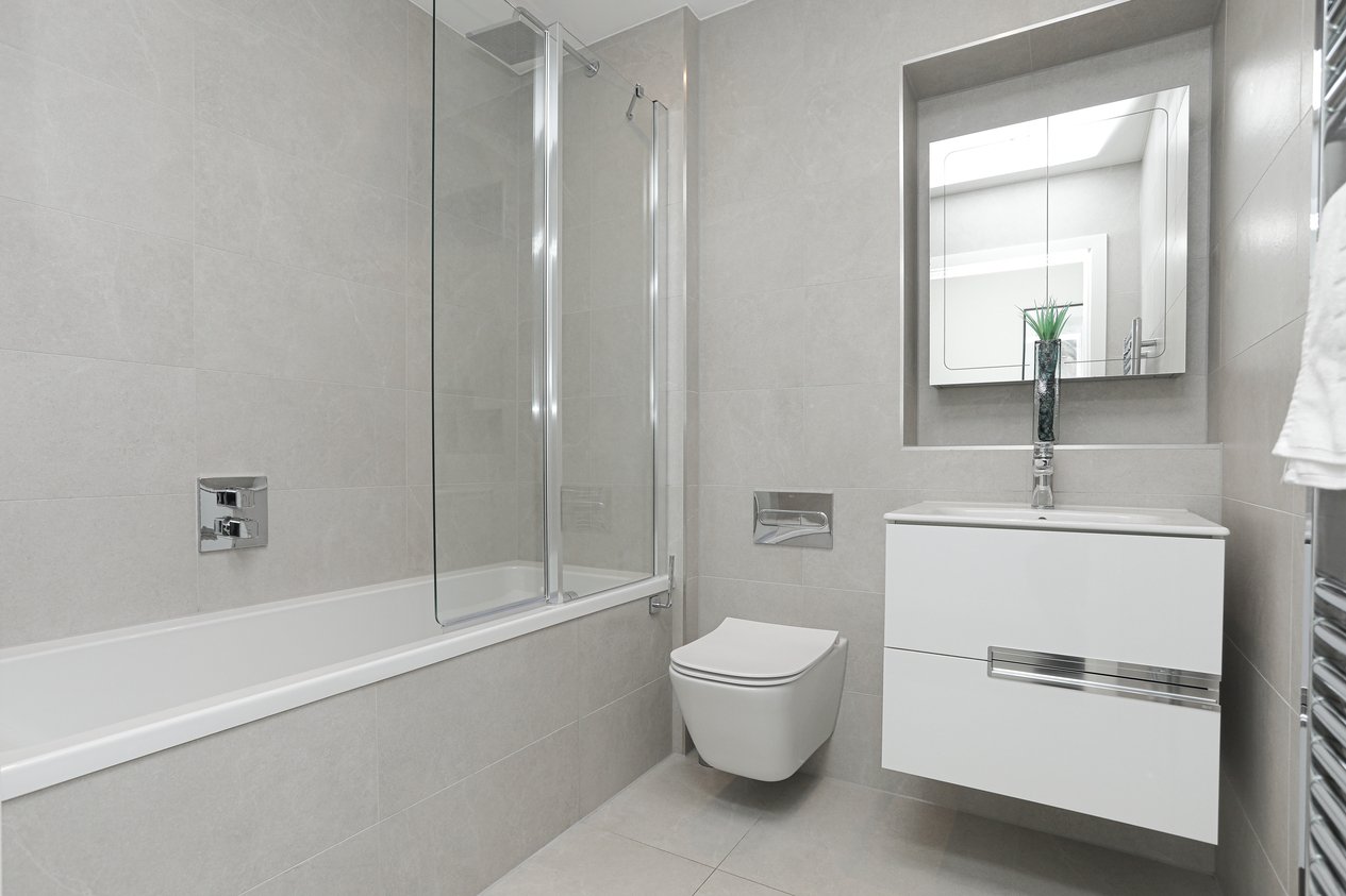 Properties For Sale in Beach Drive Ramsgate