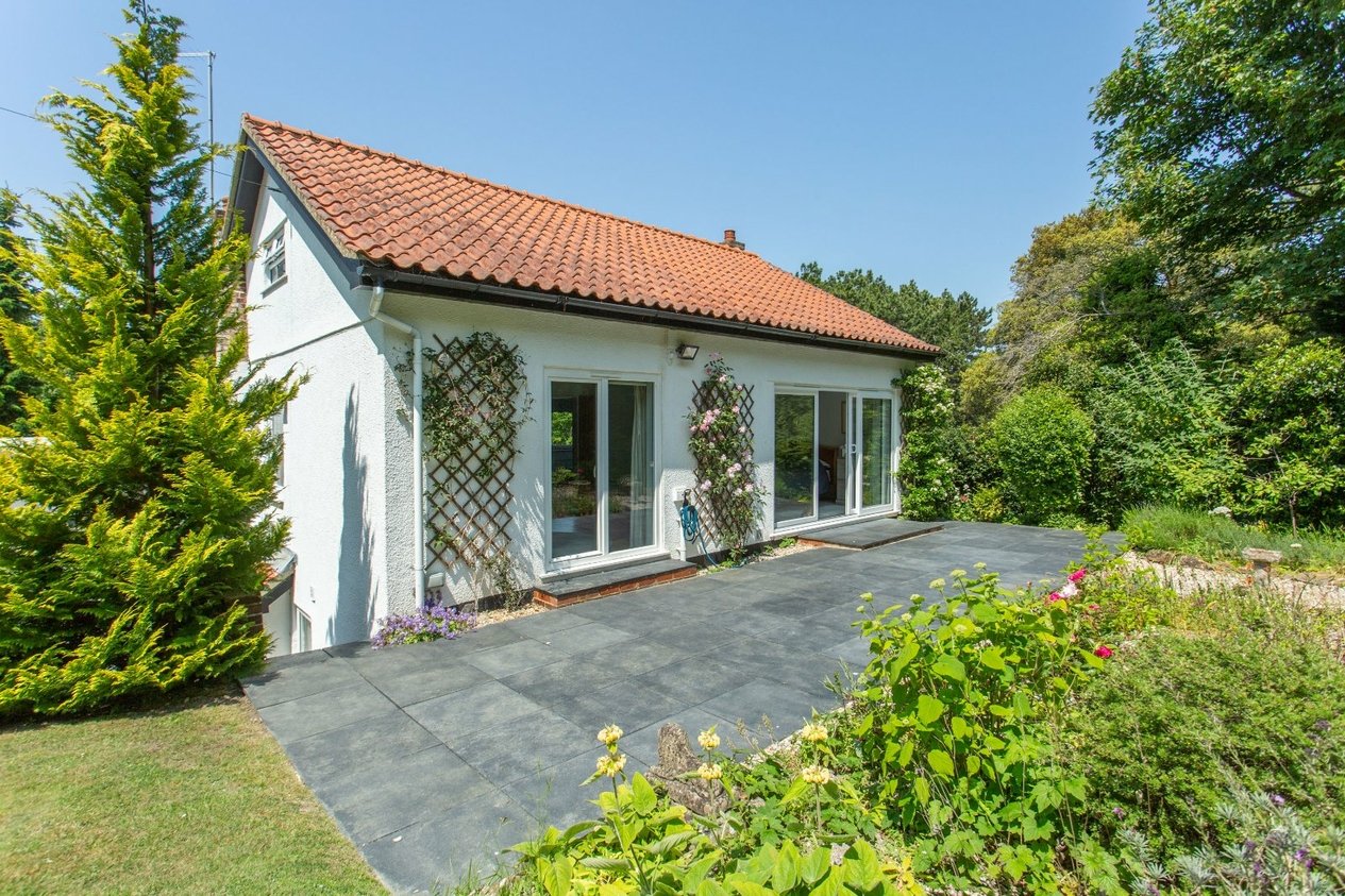 Properties For Sale in Beach Road St Margaret's Bay