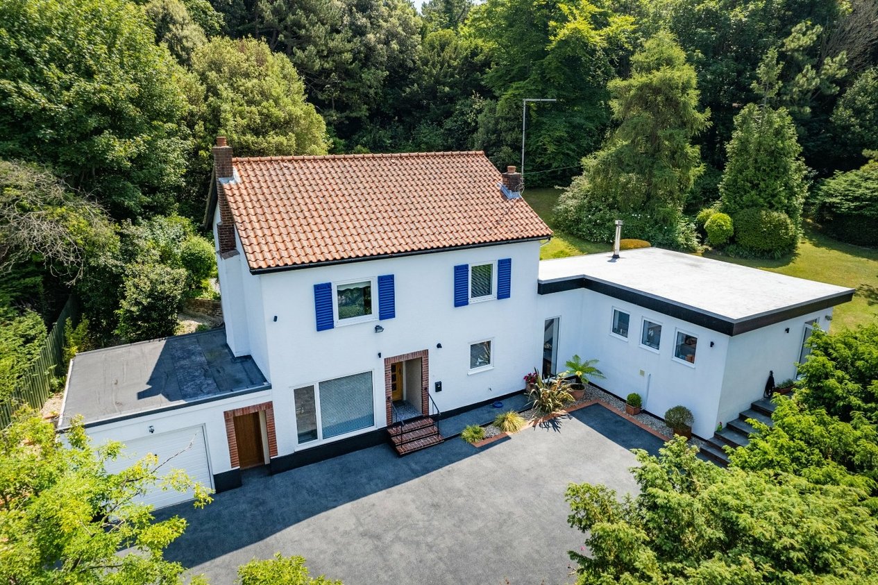 Properties For Sale in Beach Road St Margaret's Bay