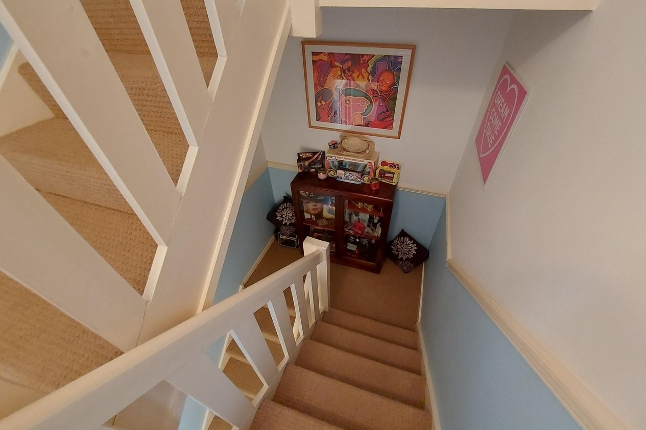 House Terraced for sale in Beach Road,WestgateOnSea Miles & Barr