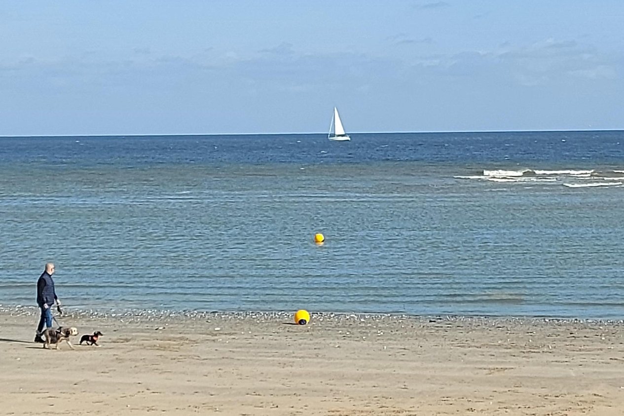 House Terraced for sale in Beach Road,WestgateOnSea Miles & Barr