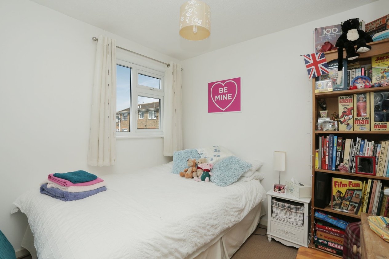 House Terraced for sale in Beach Road,WestgateOnSea Miles & Barr