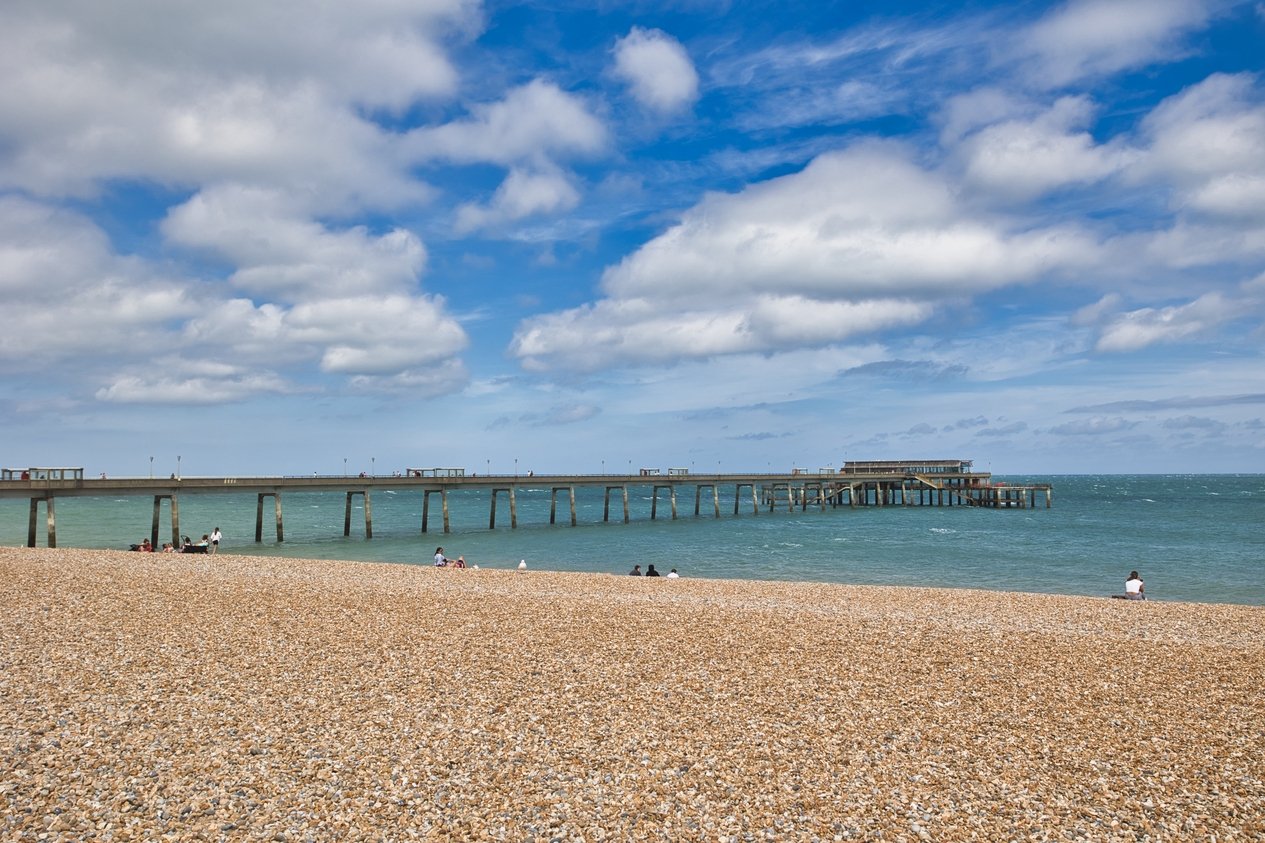 Properties Under Offer in Beach Street Deal