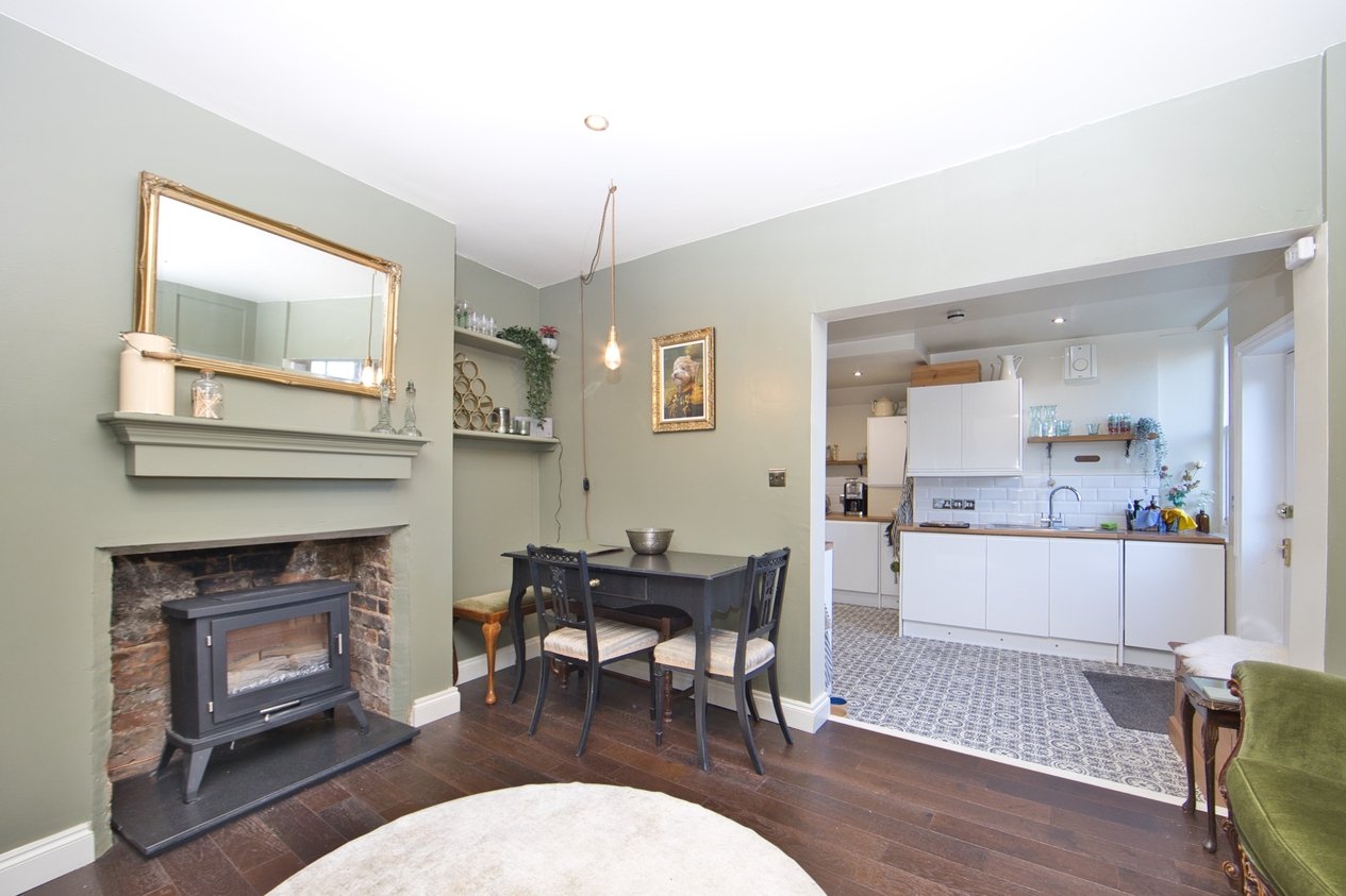 Properties Under Offer in Beach Street Deal