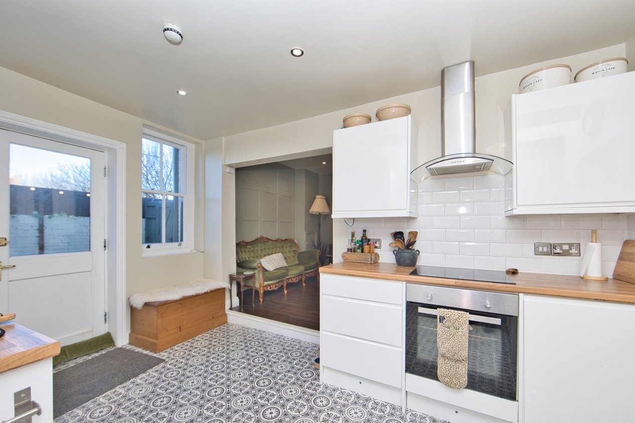 Properties Under Offer in Beach Street Deal