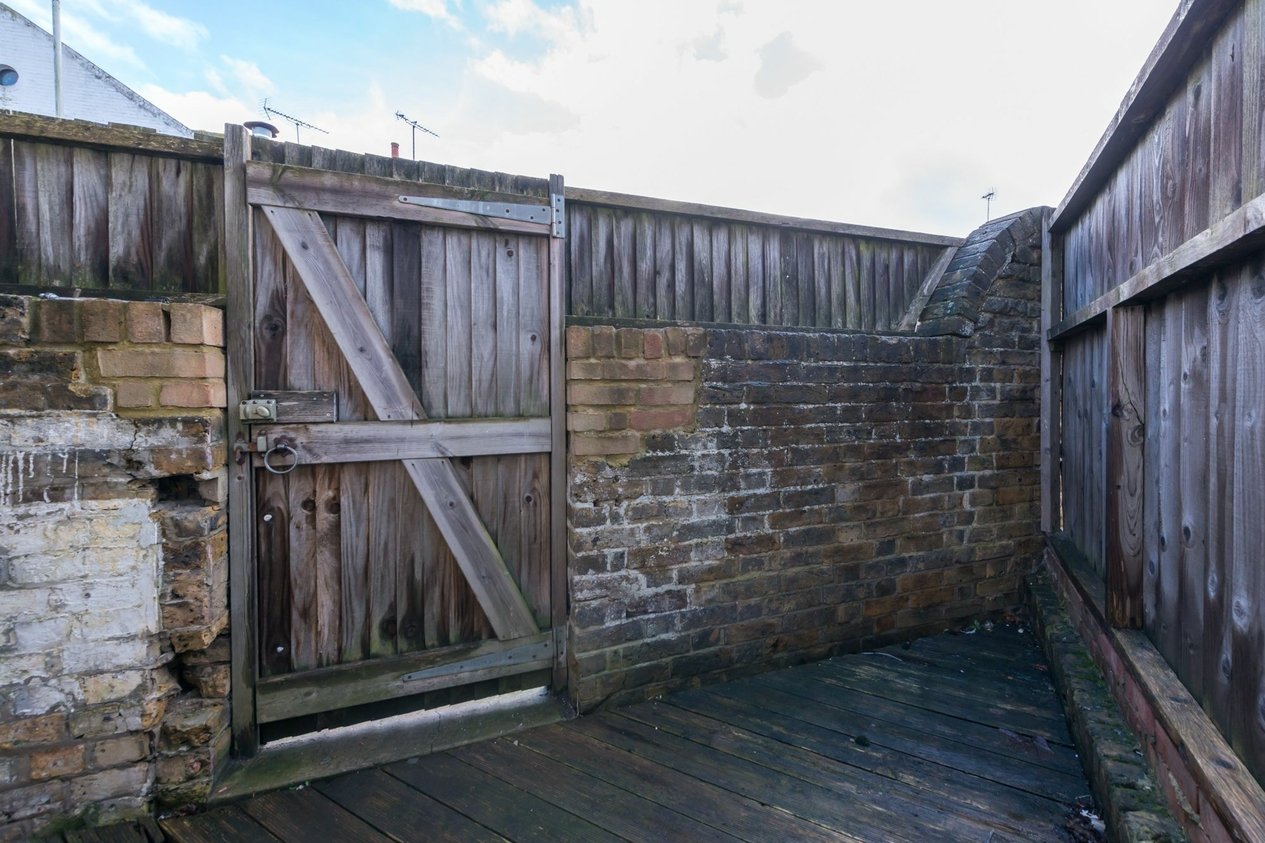 Properties Sold Subject To Contract in Beatrice Road  Margate
