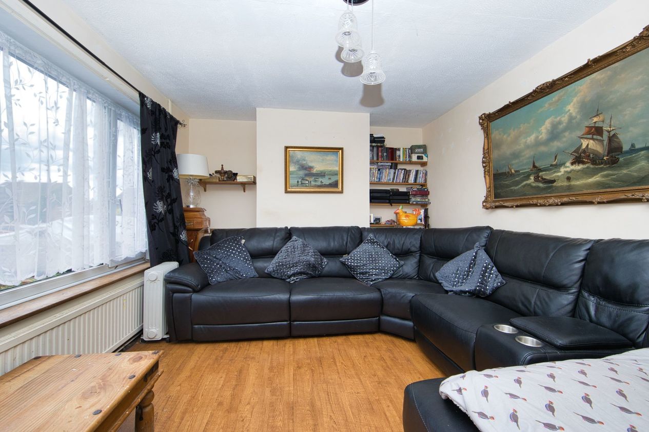 Properties Sold Subject To Contract in Beech Green Close  Eythorne