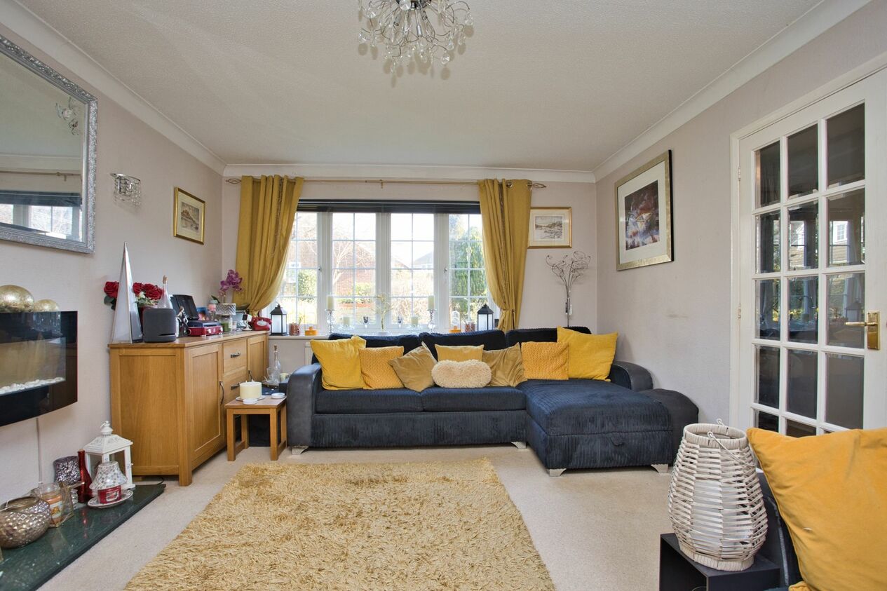 Properties For Sale in Belinda Court  Folkestone