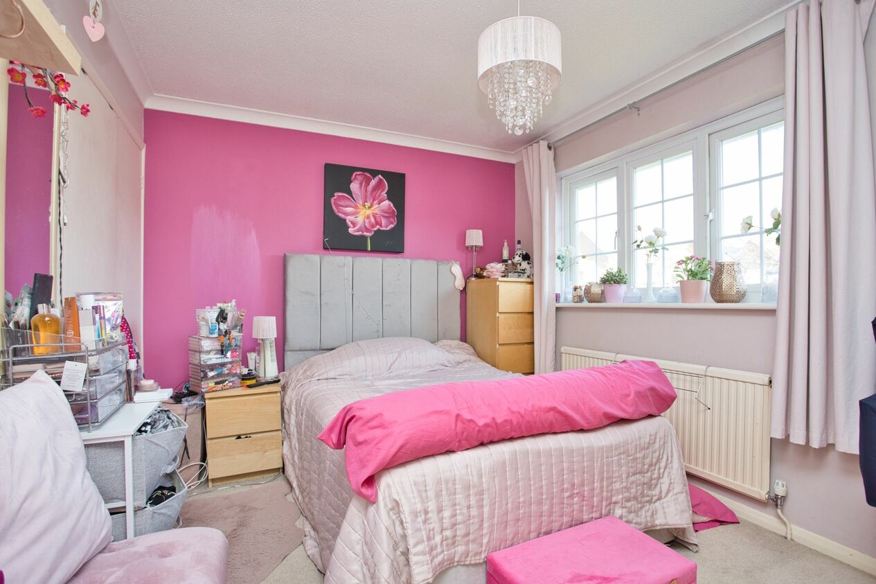 Properties For Sale in Belinda Court  Folkestone
