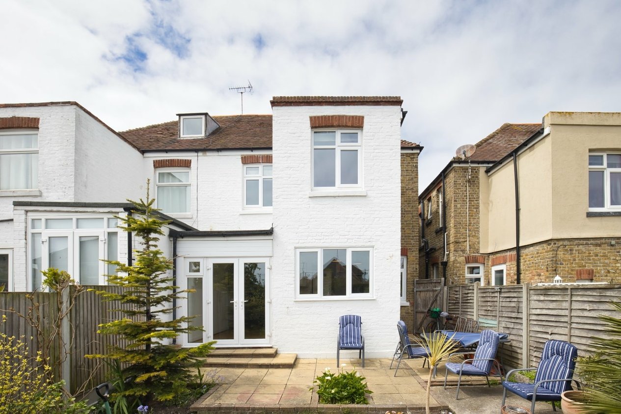 Properties For Sale in Belmont Road Broadstairs