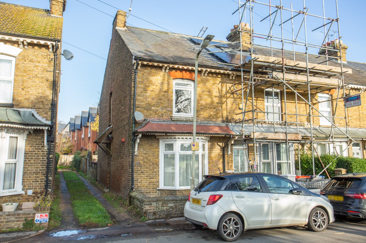 Properties Under Offer in Belmont Road Whitstable