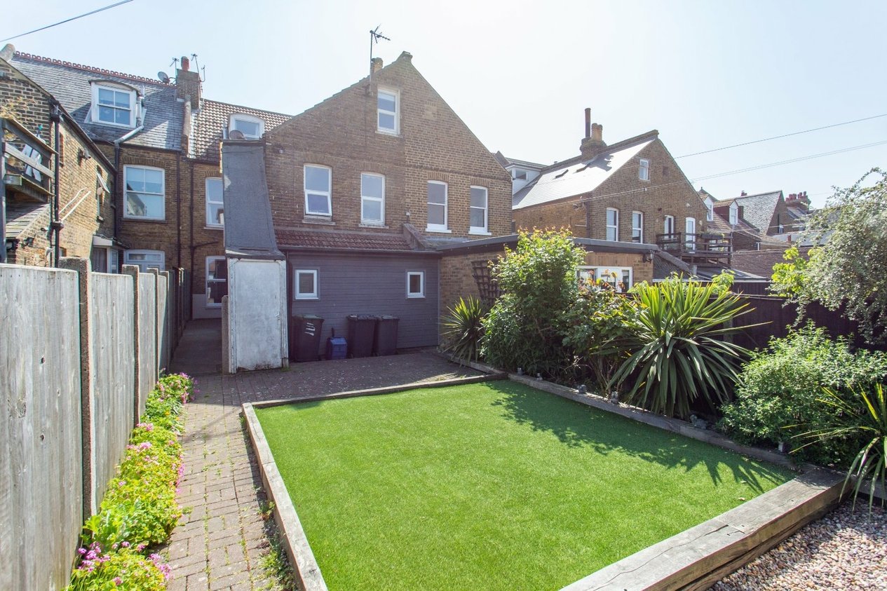 Properties For Sale in Beltinge Road Herne Bay