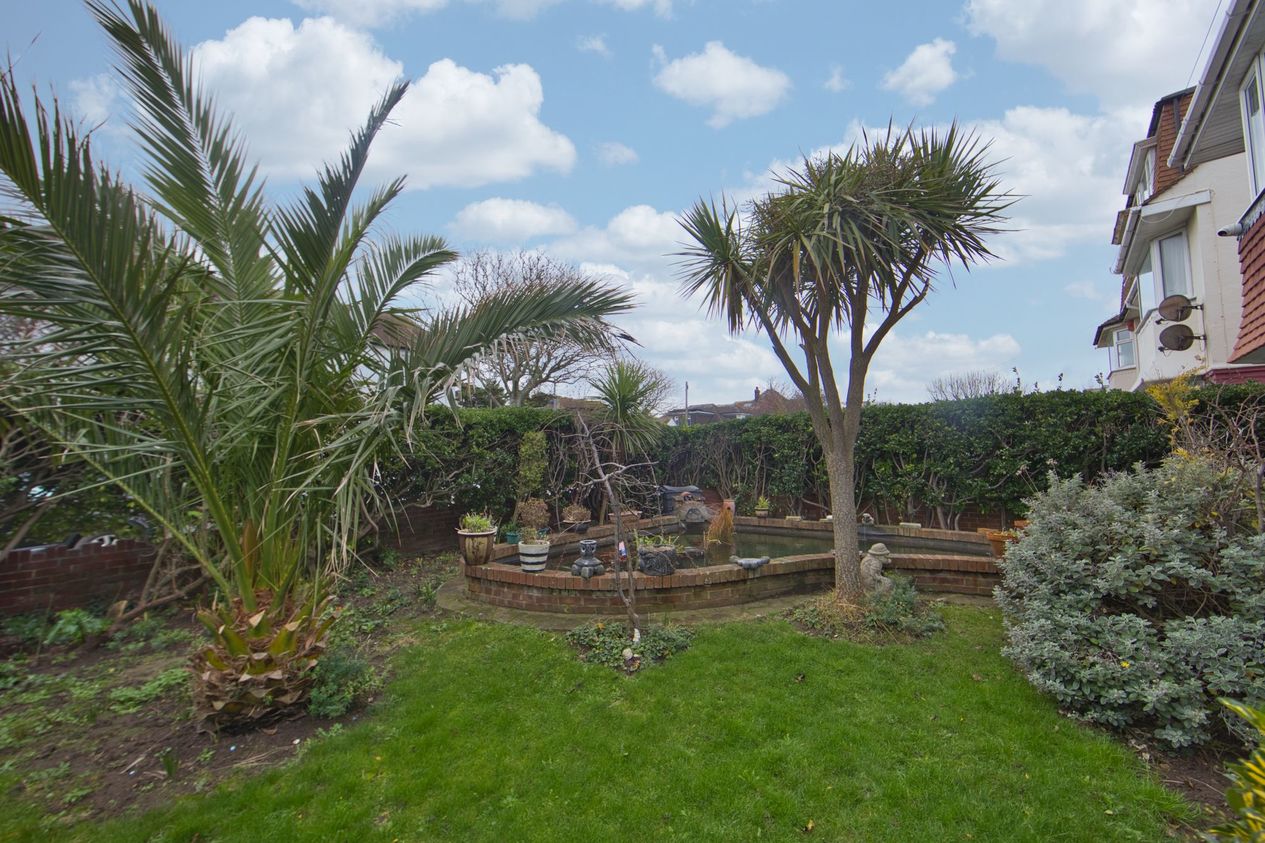Properties For Sale in Beresford Gardens  Cliftonville