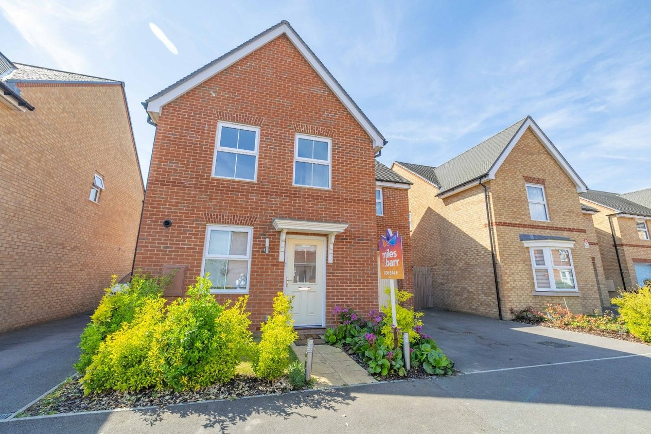 Properties Under Offer in Bergamot Road Faversham
