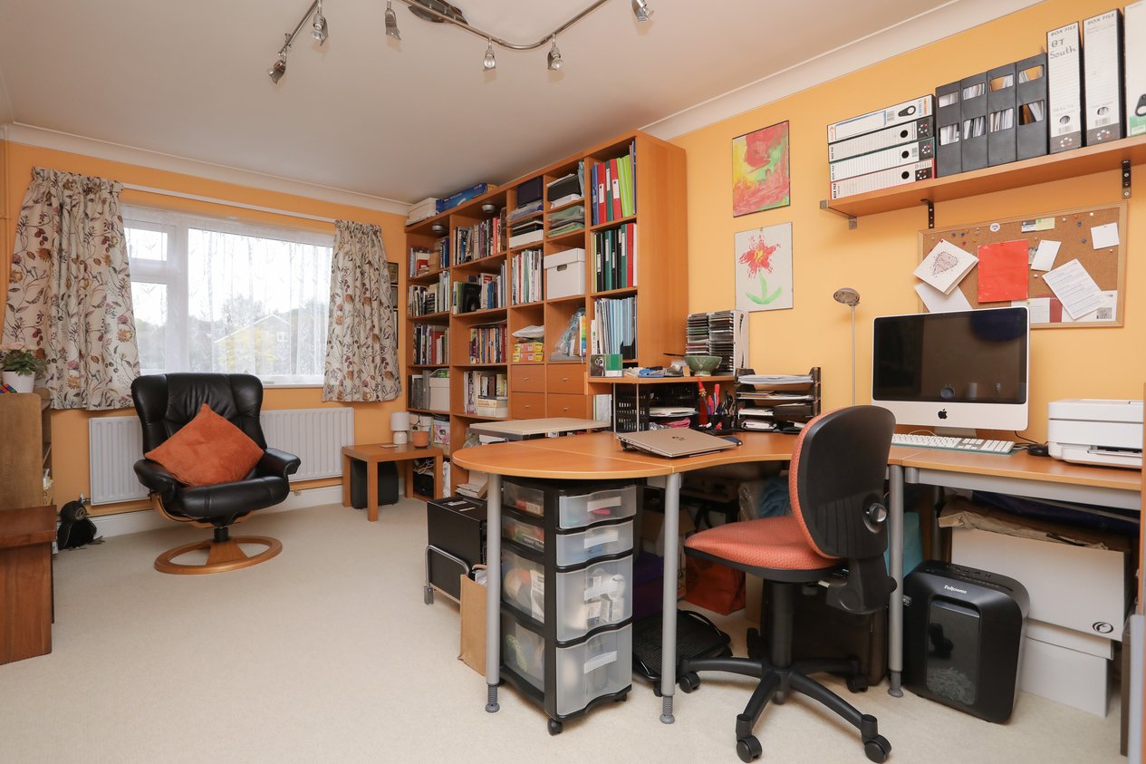 Properties For Sale in Berkeley Close Faversham