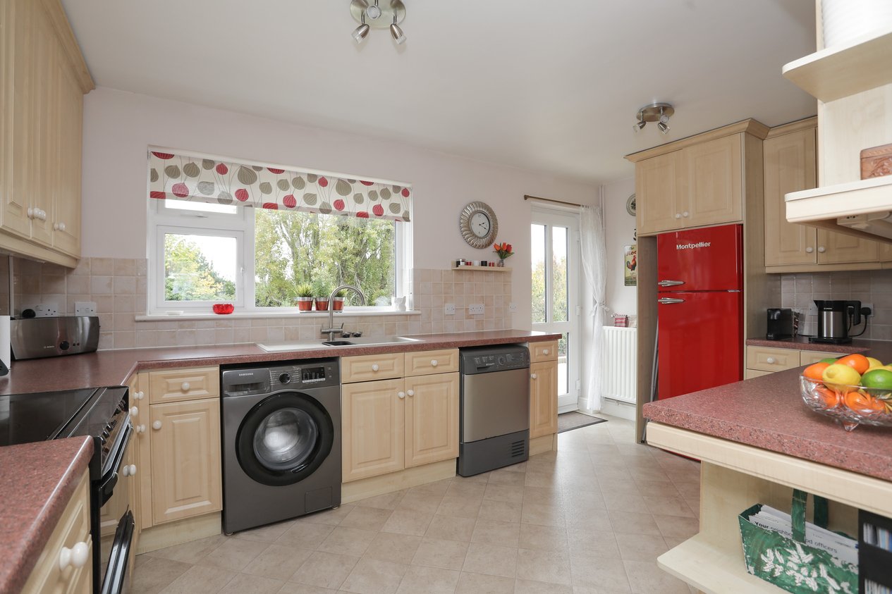 Properties For Sale in Berkeley Close Faversham