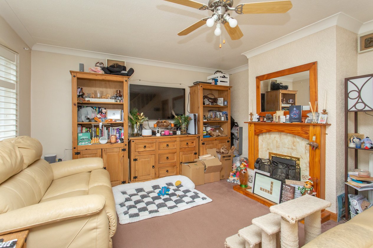 Properties Under Offer in Bevan Way Aylesham