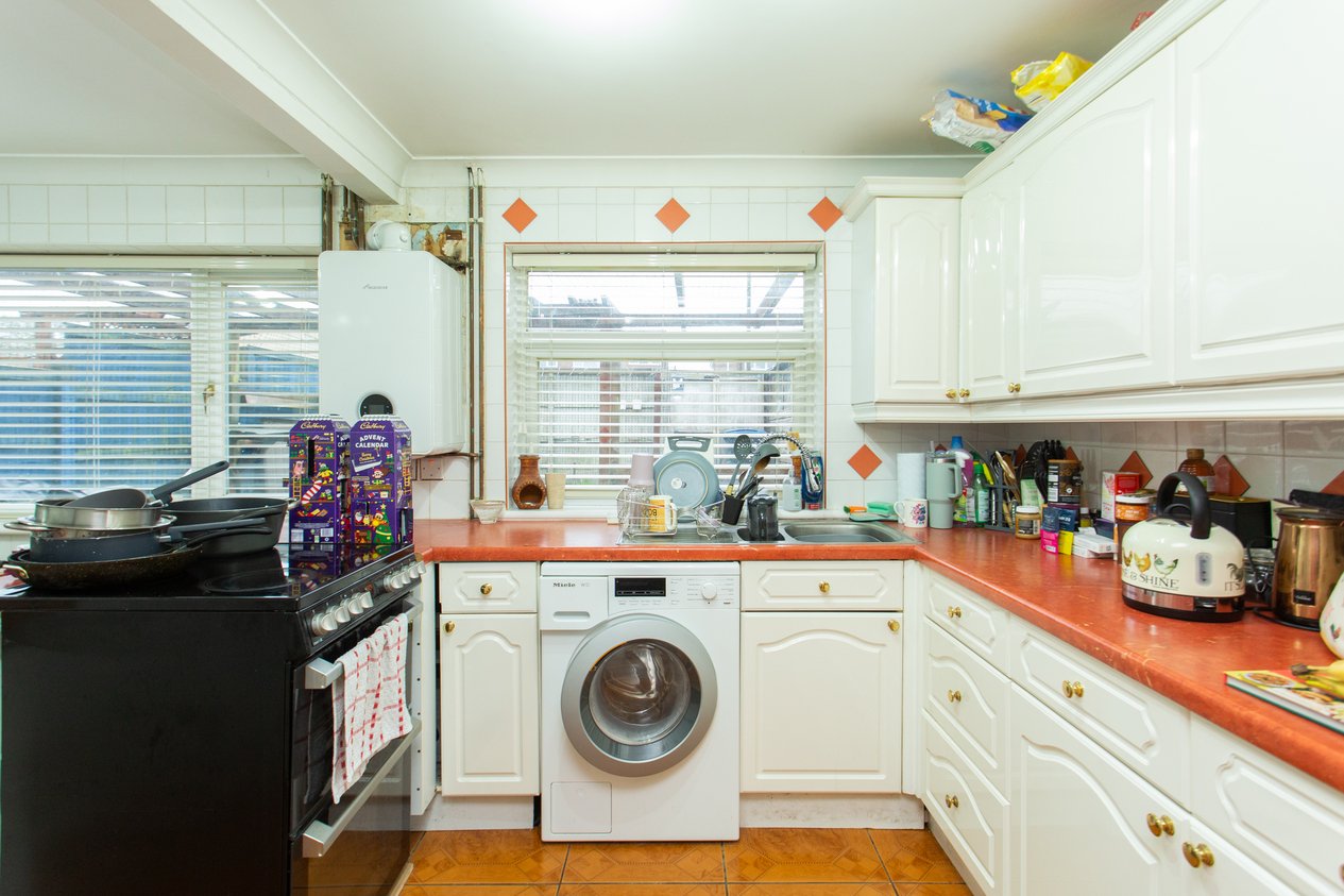 Properties Under Offer in Bevan Way Aylesham