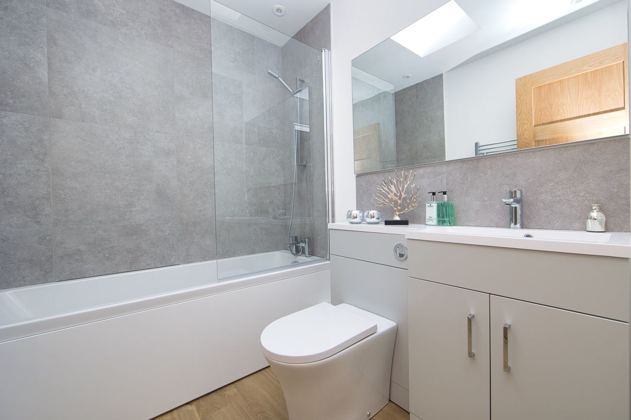 Properties Sold Subject To Contract in Biggins Wood Road  Folkstone