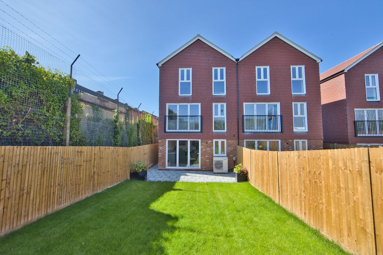 Properties For Sale in Biggins Wood Road  Folkstone