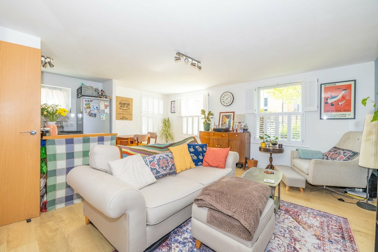 Properties For Sale in Bingley Court Canterbury