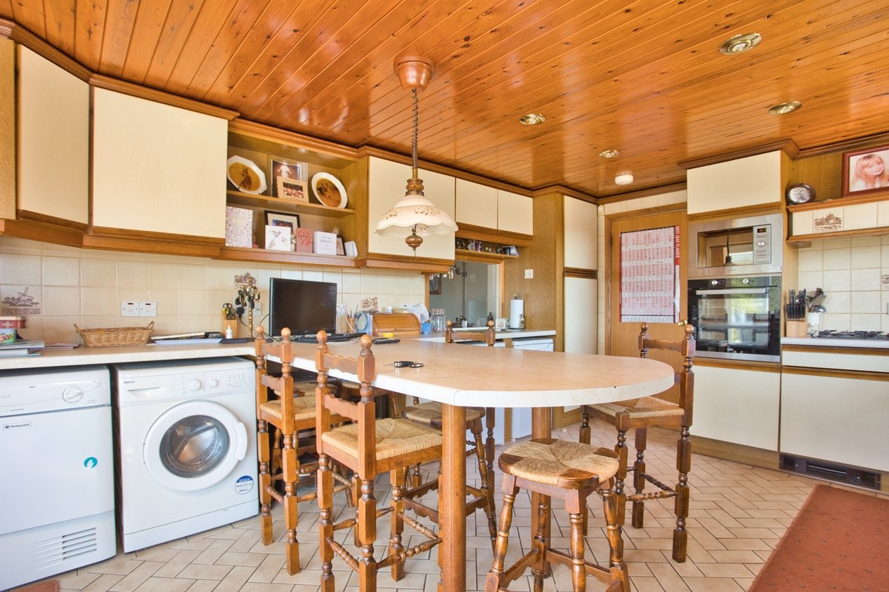 Properties Under Offer in Birkdale Drive Folkestone