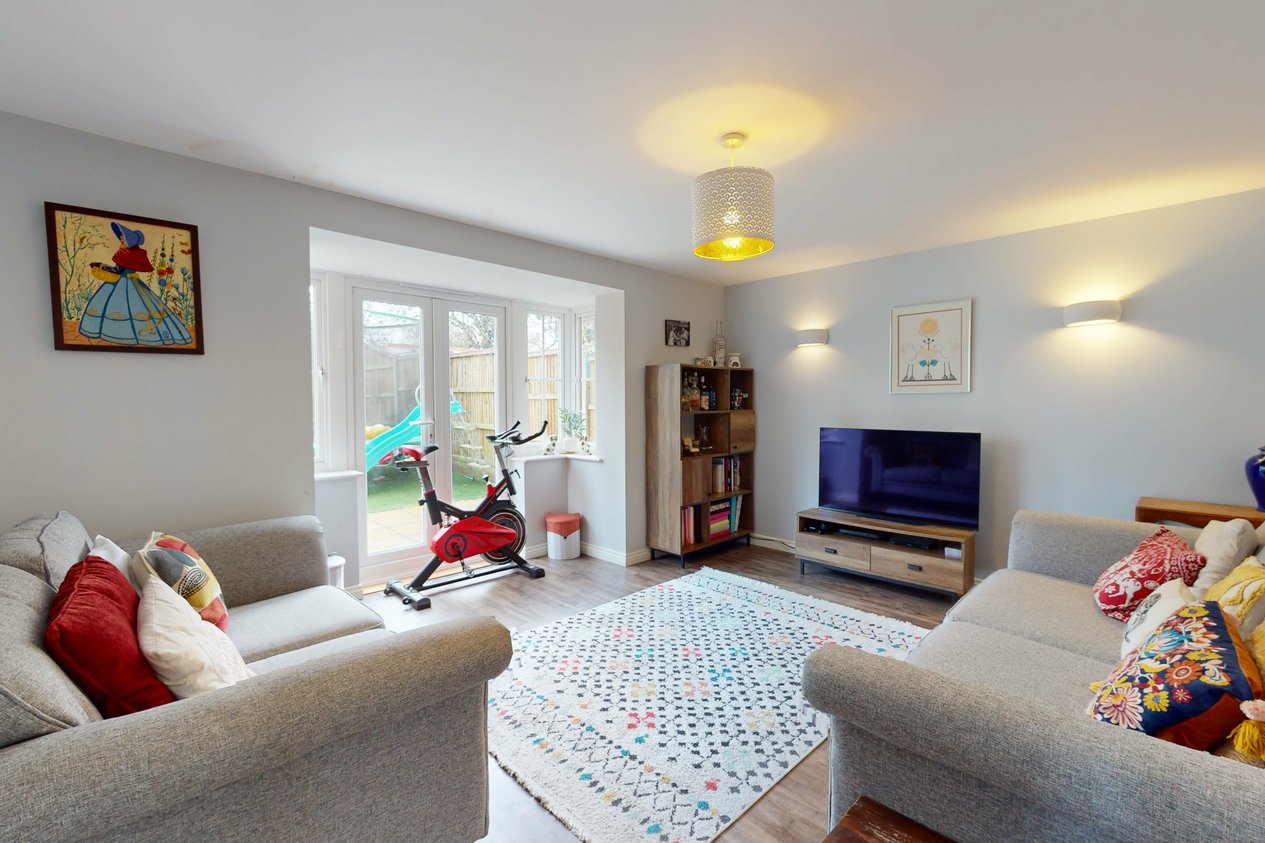 Properties For Sale in Blackthorn Road Canterbury