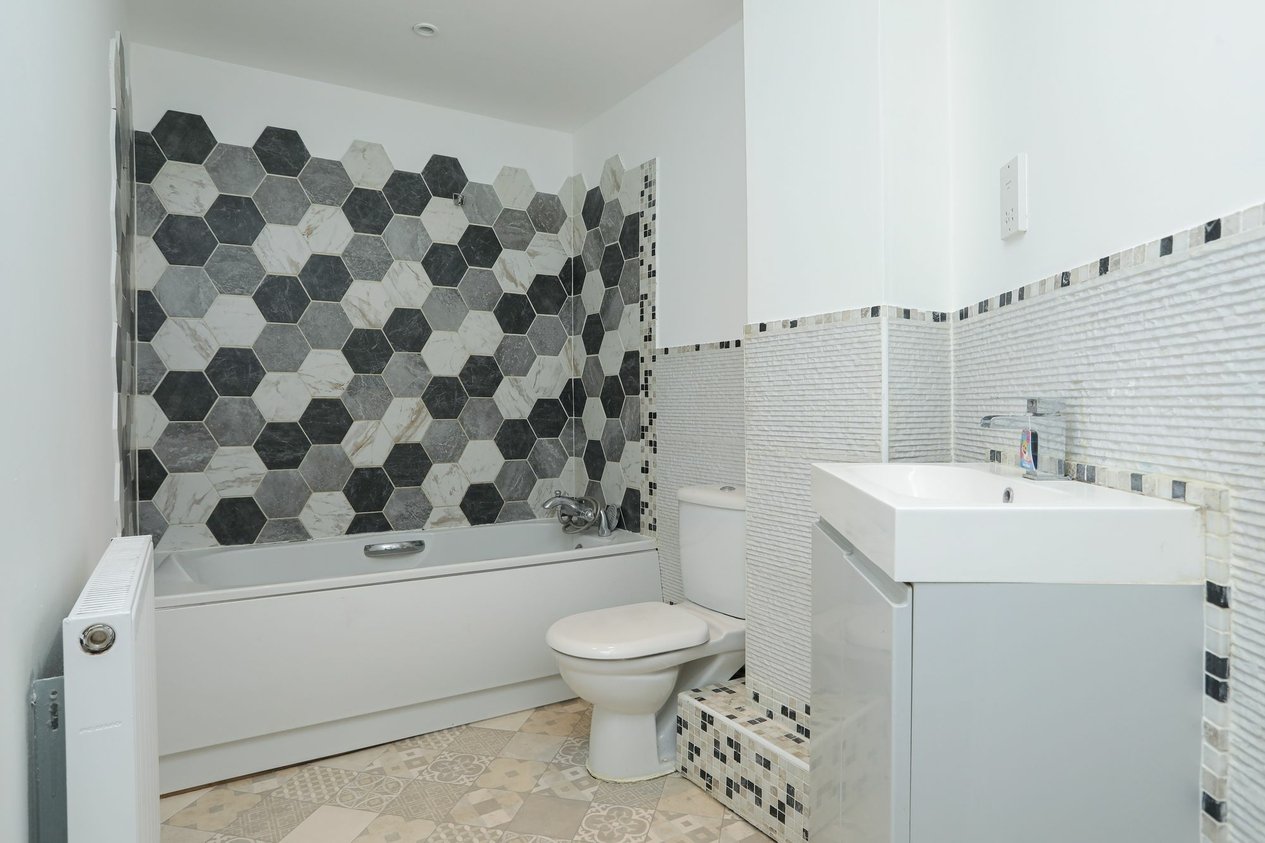 Properties For Sale in Blackthorn Road  Hersden
