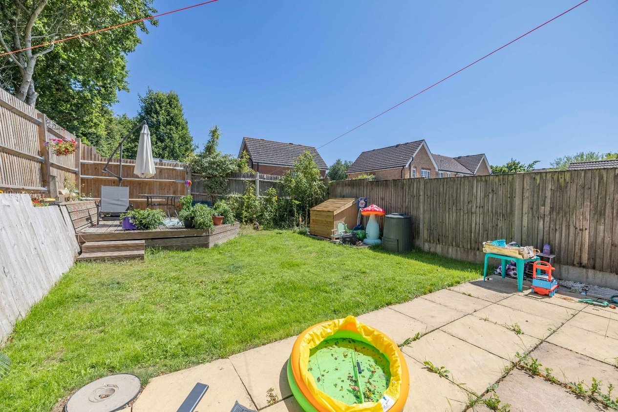 Properties For Sale in Blackthorn Road Hersden
