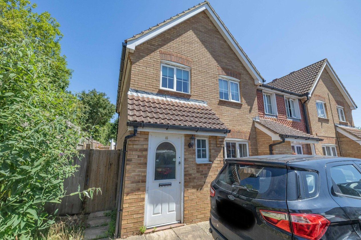 Properties For Sale in Blackthorn Road Hersden