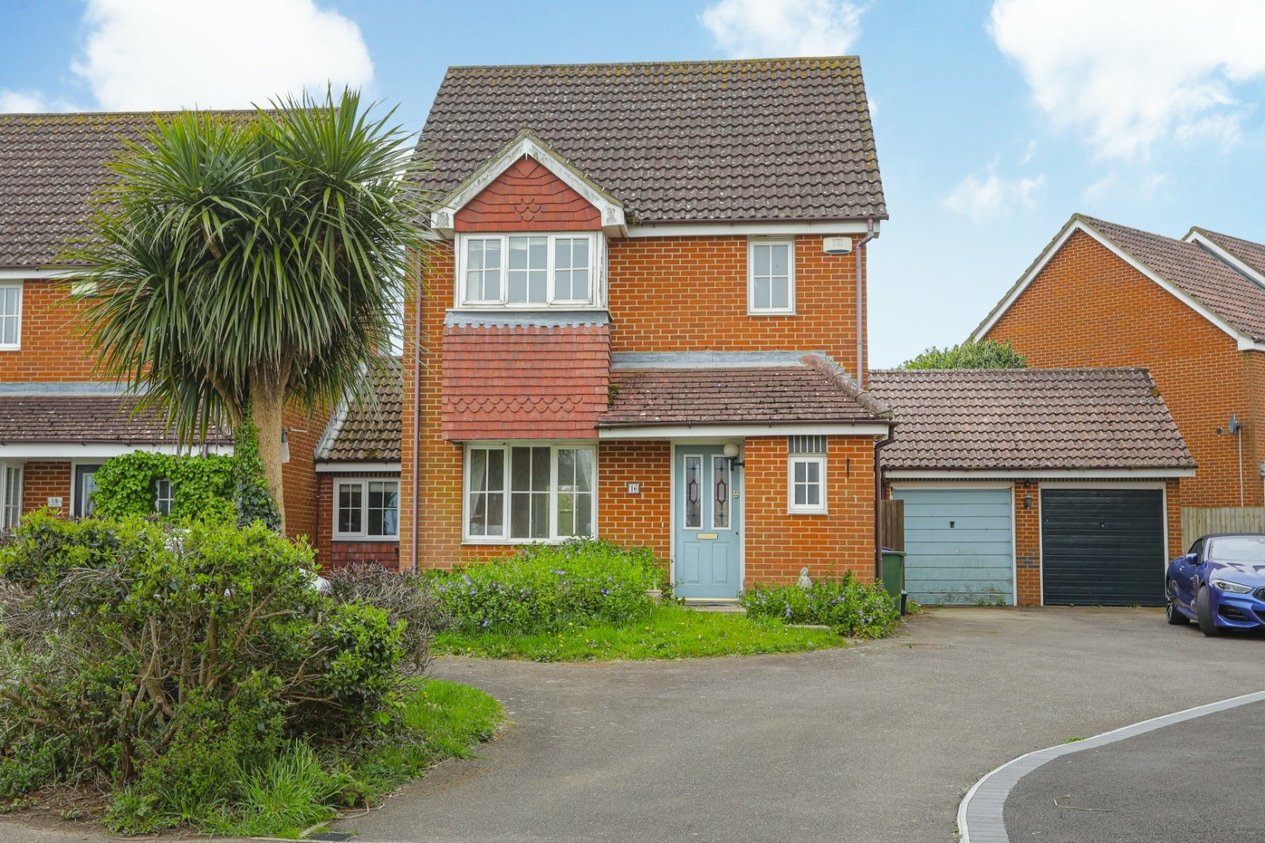 Properties Under Offer in Bland Drive Hawkinge