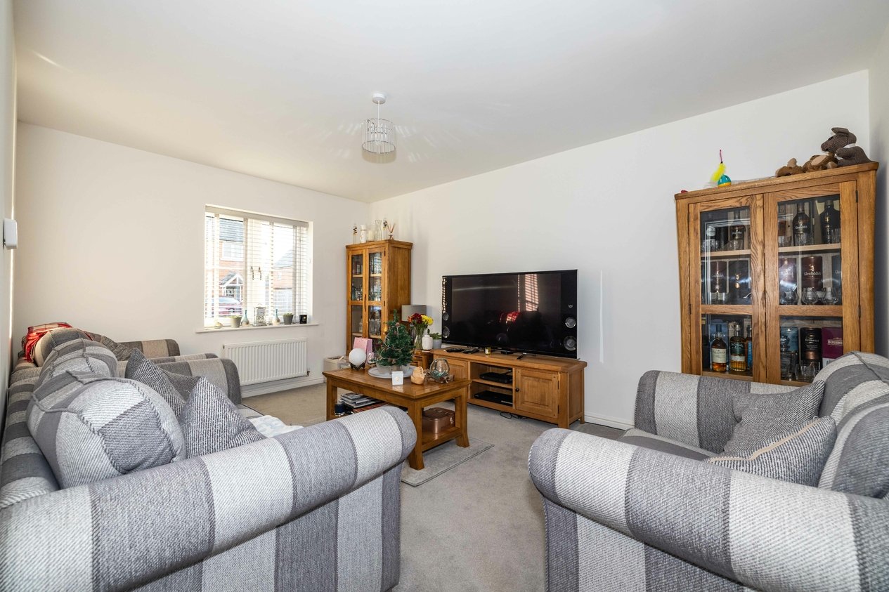 Properties For Sale in Blengate Close Canterbury