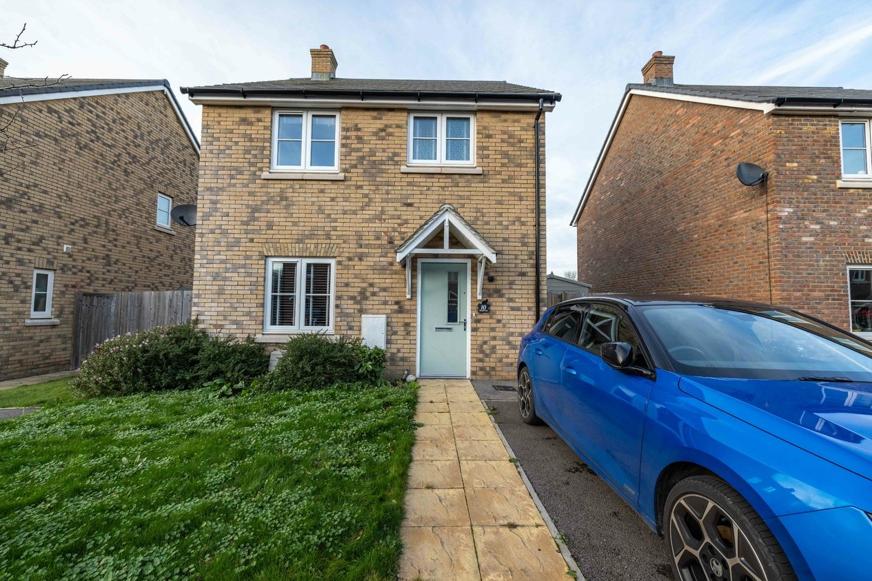 Properties For Sale in Blengate Close Canterbury