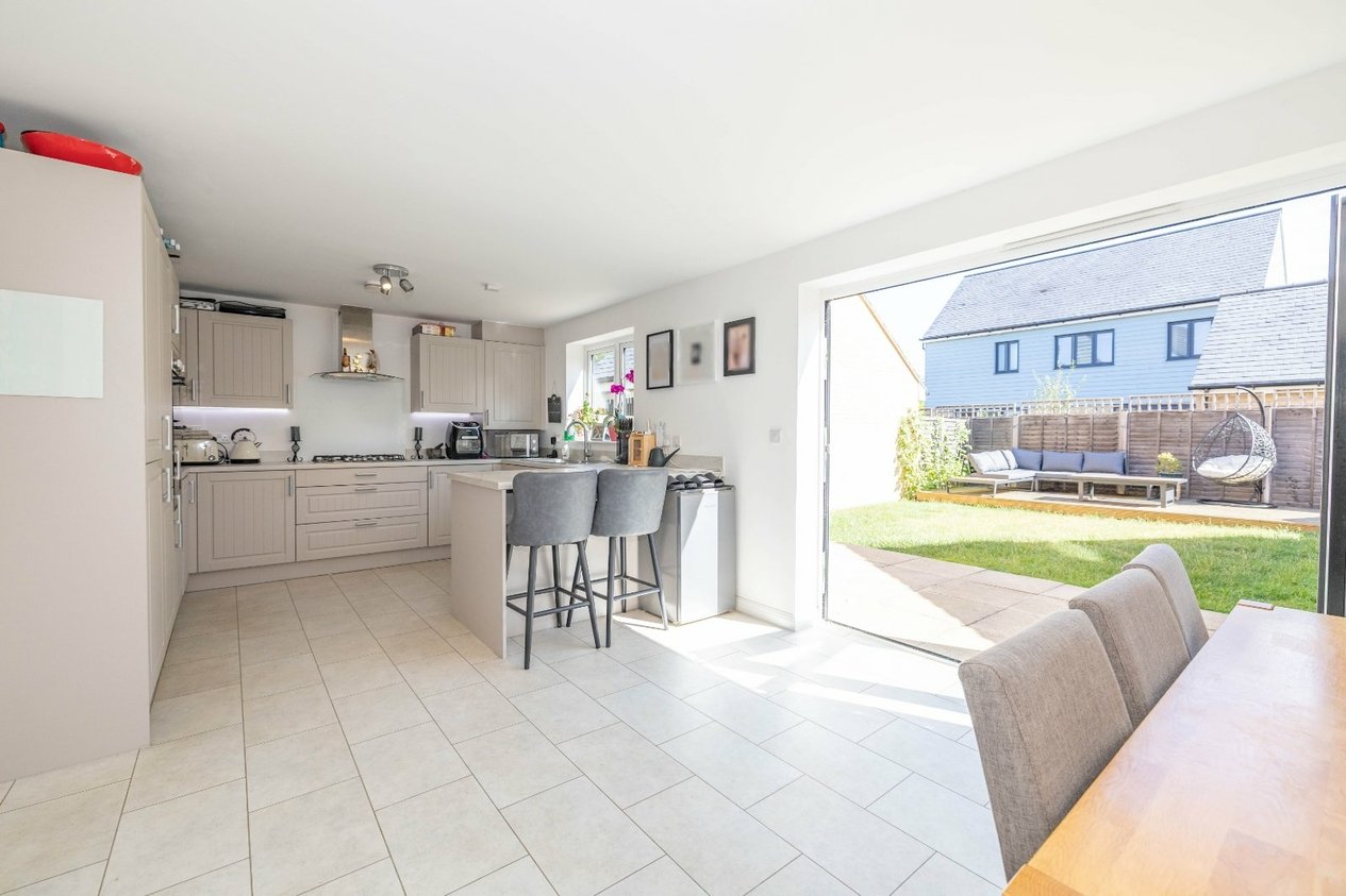 Properties For Sale in Bond Close Faversham