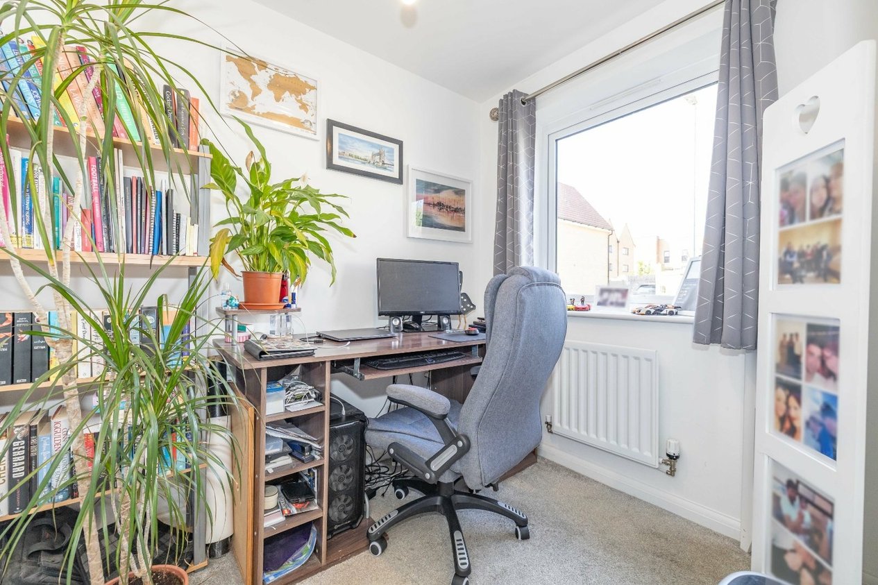 Properties For Sale in Bond Close Faversham
