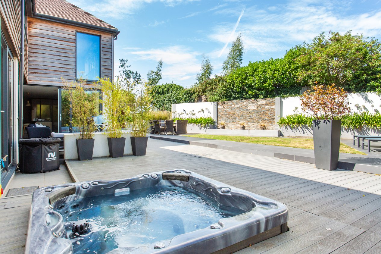 Properties For Sale in Borstal Avenue Whitstable