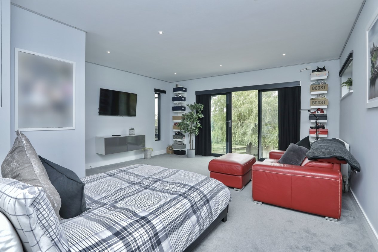 Properties For Sale in Borstal Avenue Whitstable