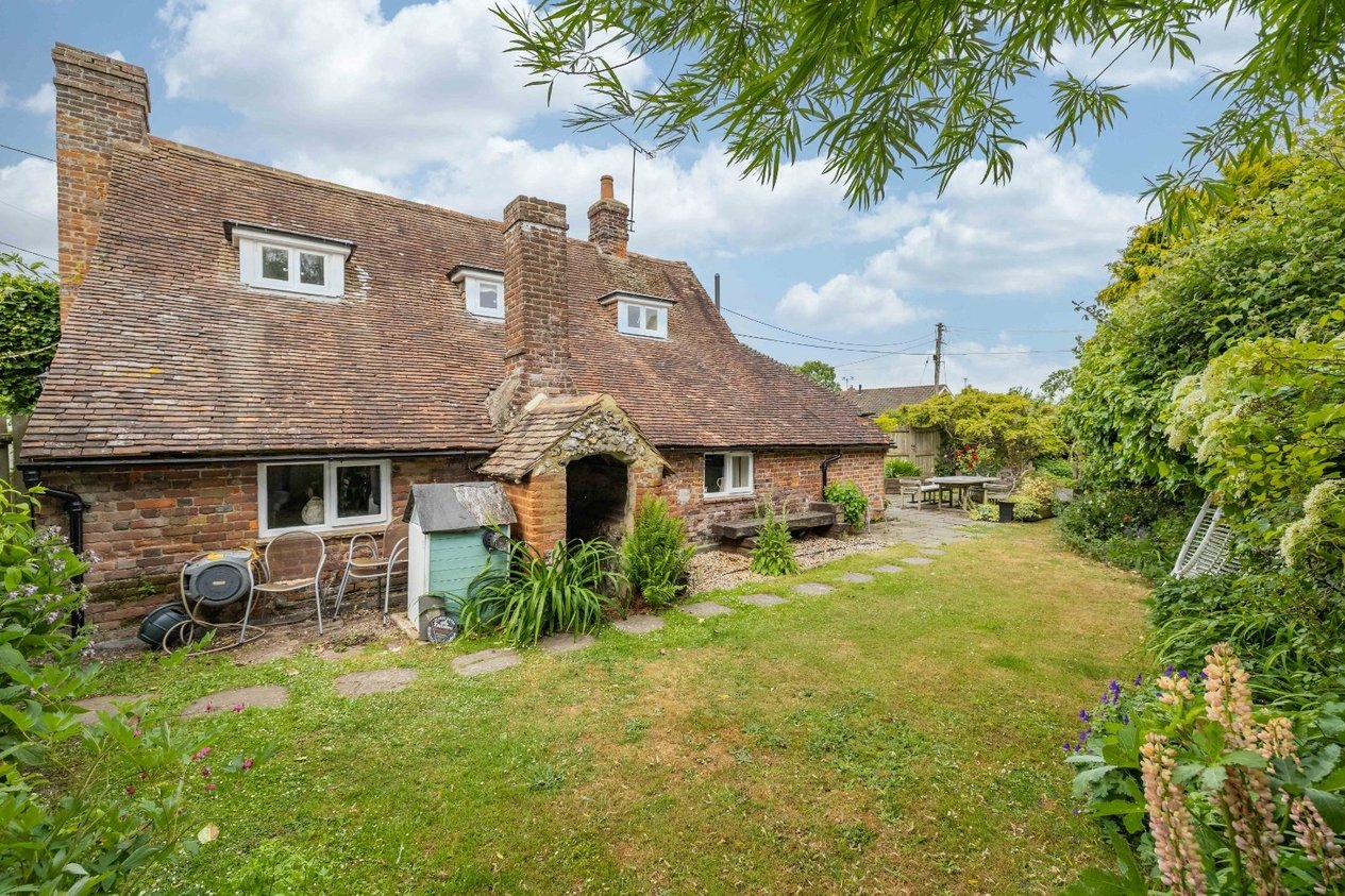 Properties For Sale in Bossingham Canterbury