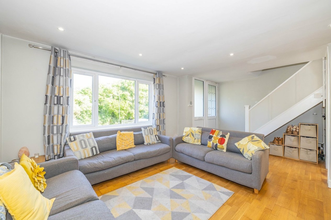 Properties For Sale in Bossington Road Adisham