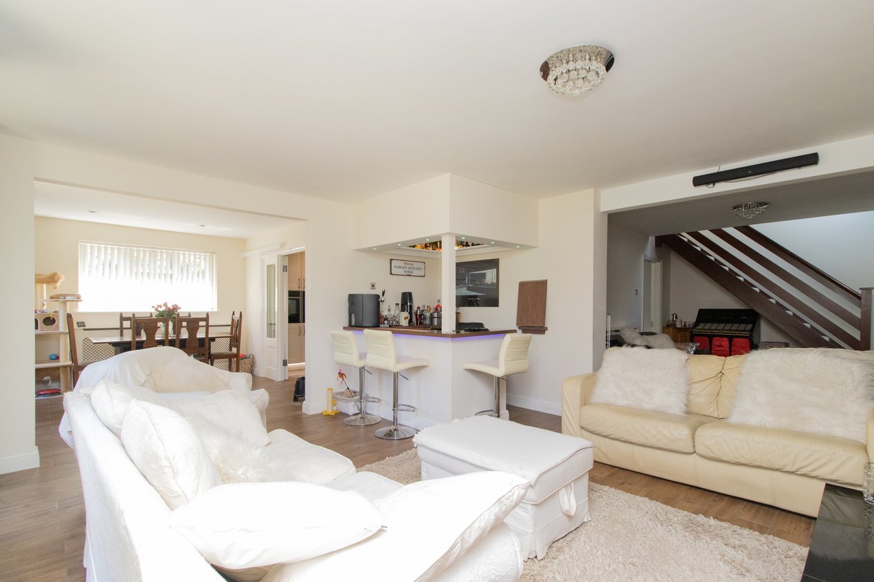 Properties Under Offer in Botany Road Broadstairs