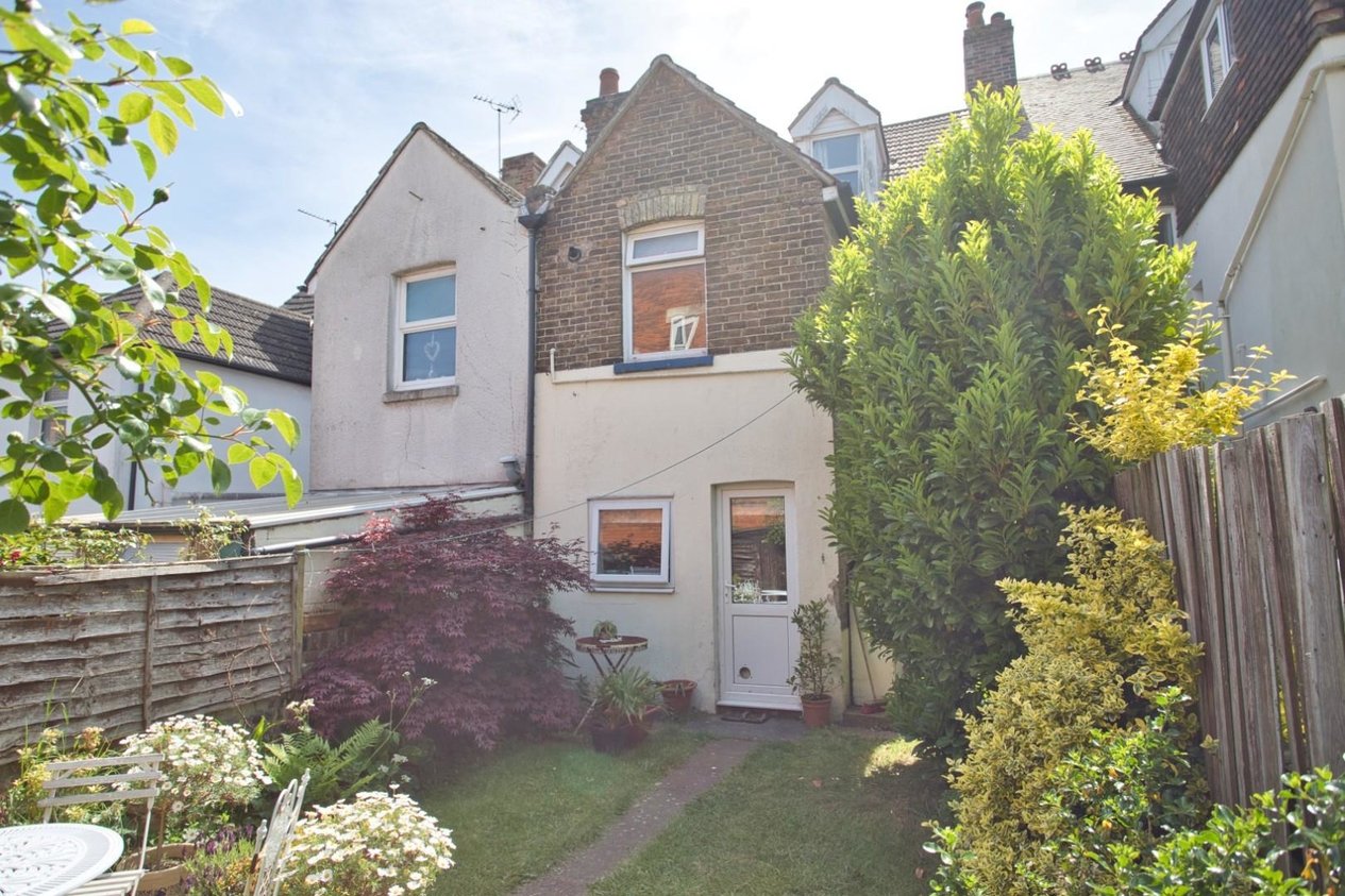 Properties Sold Subject To Contract in Bournemouth Road 