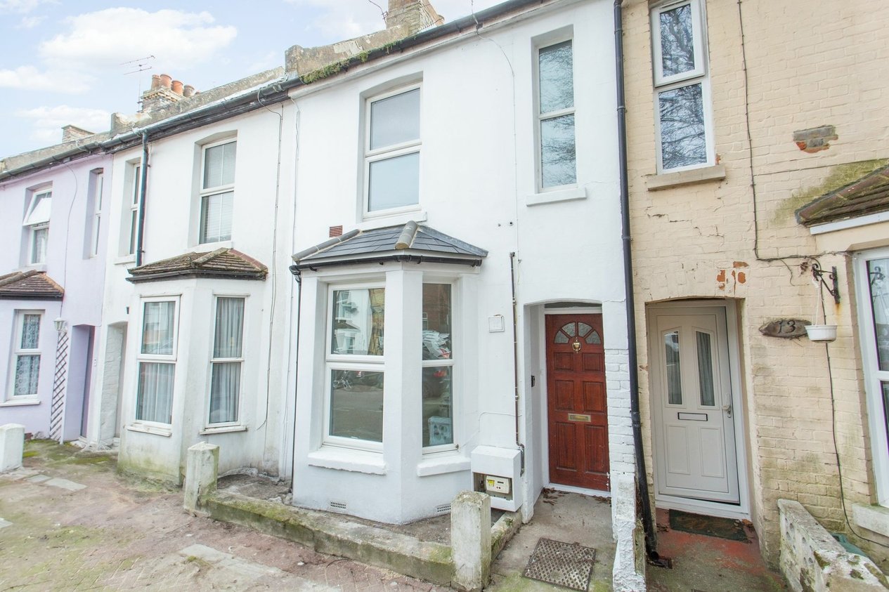 Properties For Sale in Bradstone New Road  Folkestone