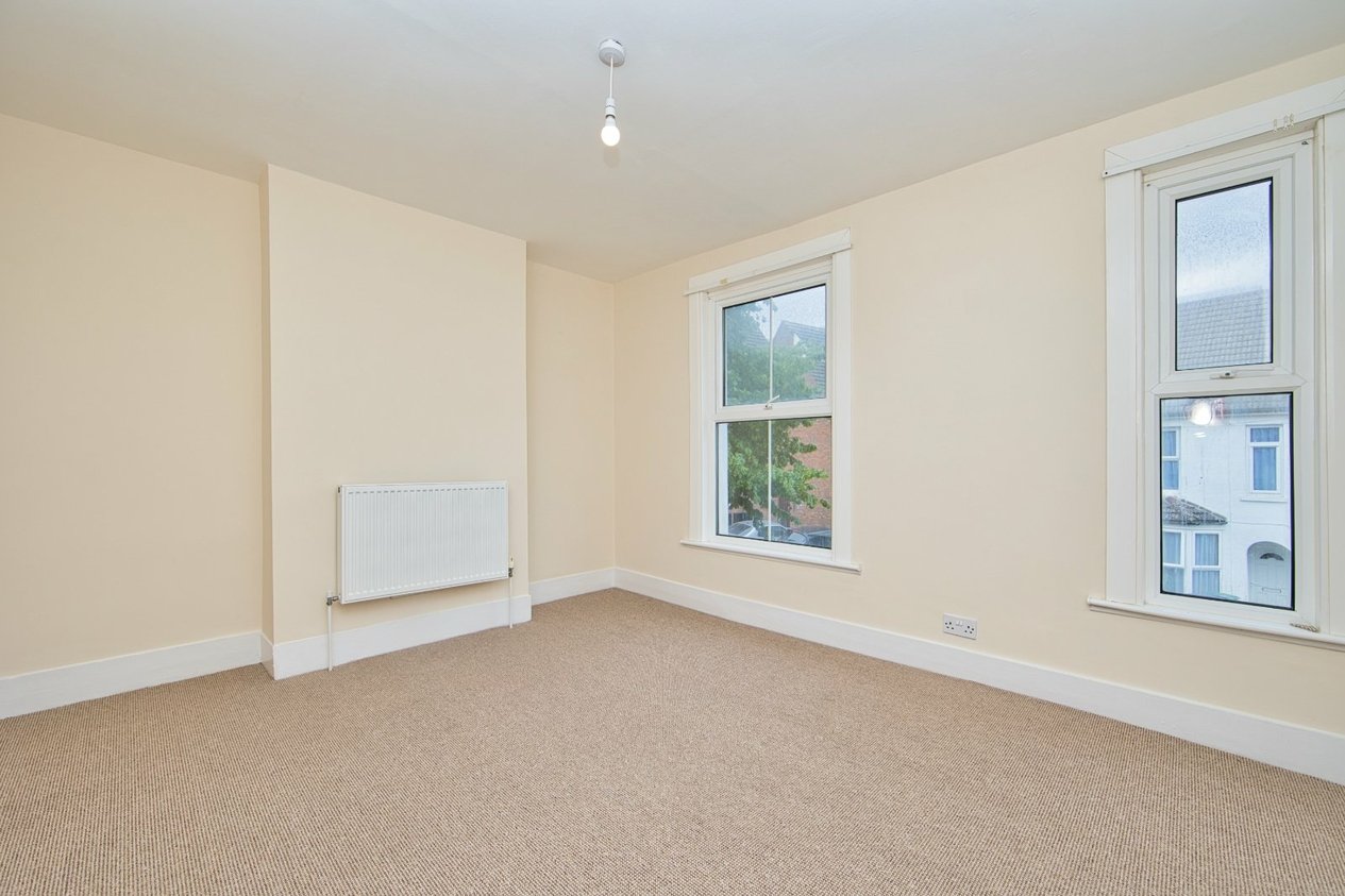 Properties For Sale in Bradstone New Road Folkestone