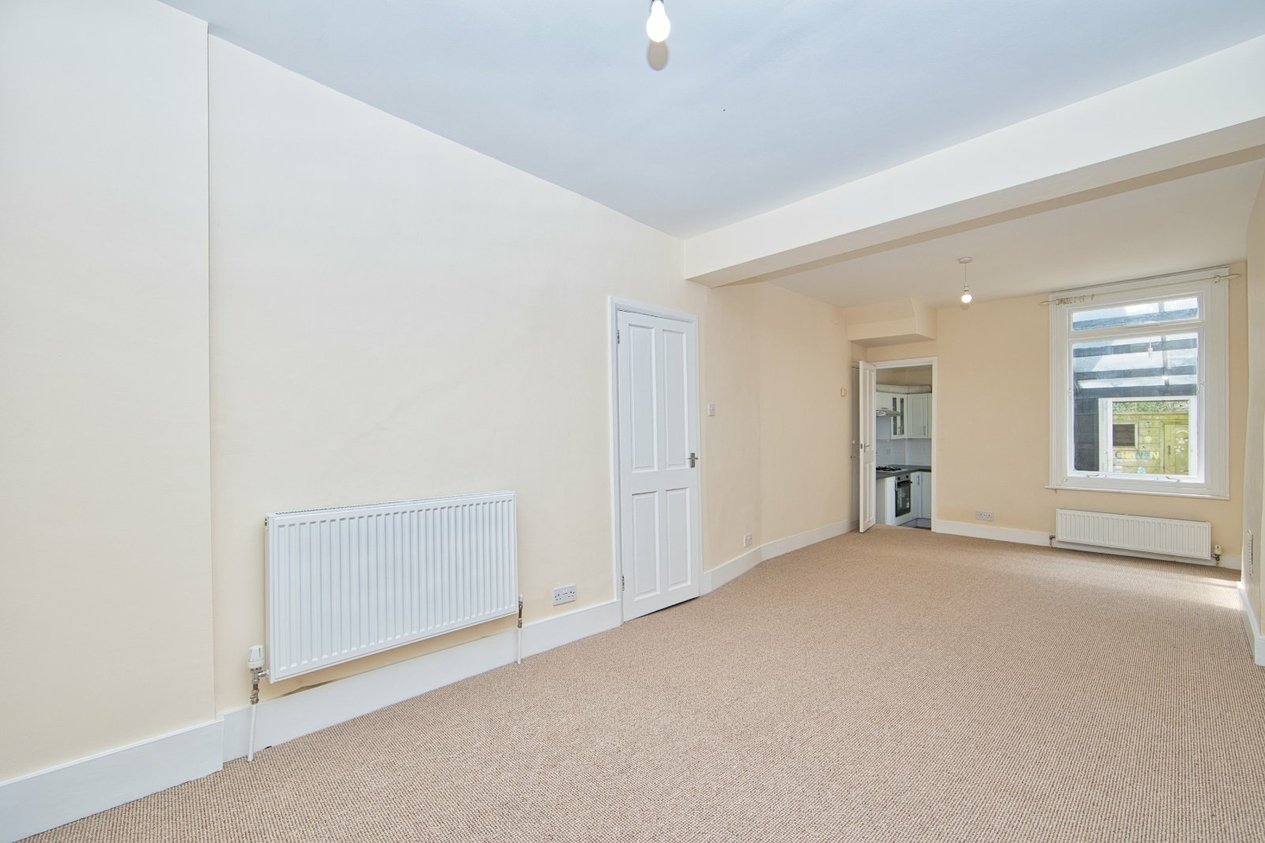 Properties For Sale in Bradstone New Road Folkestone