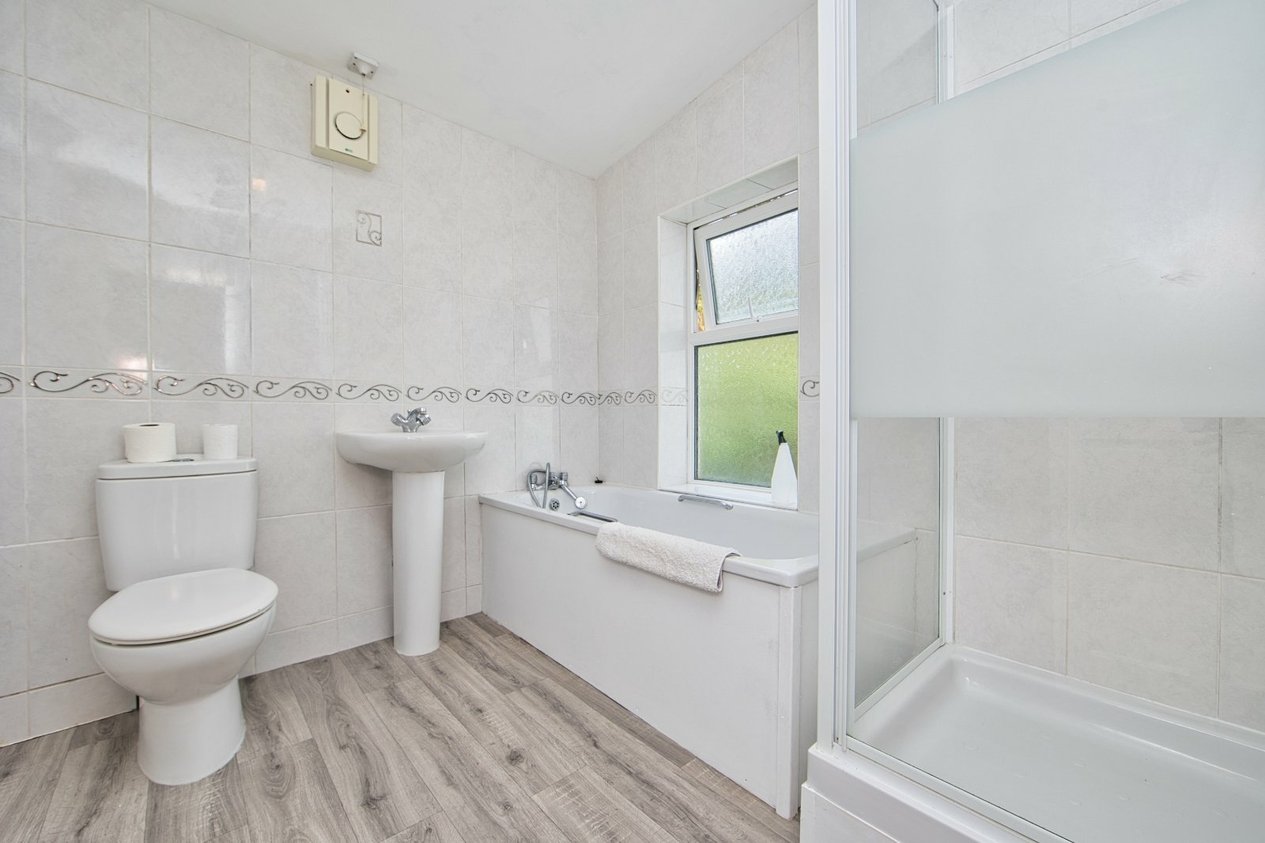 Properties For Sale in Bradstone New Road Folkestone